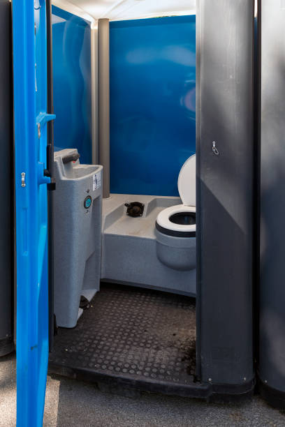 Portable Toilet Options We Offer in Delavan, IL