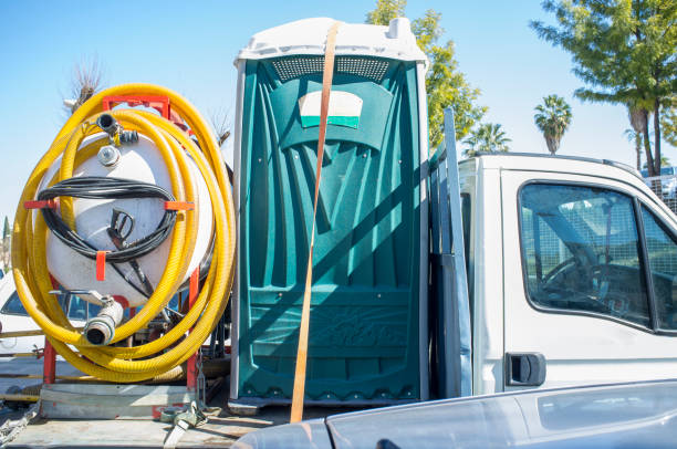 Best Wedding porta potty rental  in Delavan, IL